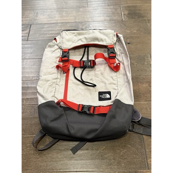The North Face Light Gray Red PRE-HAB 28L Daypack Backpack - Picture 2 of 14